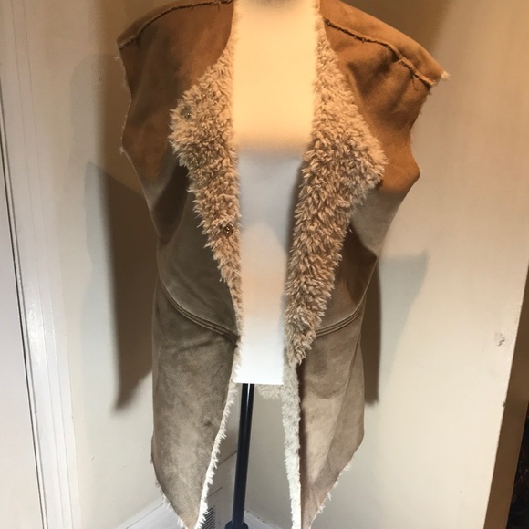 “FAUX SUEDE & SHEEPSKIN “ Ladies Vest - Picture 13 of 15